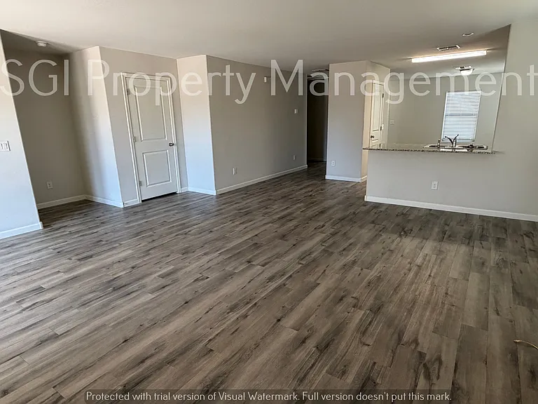 2025 E Velvet Pl — Photo 2