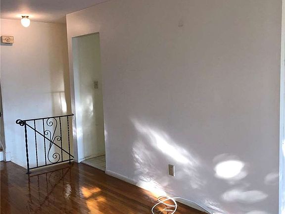 4th image of 57-36 224th St
