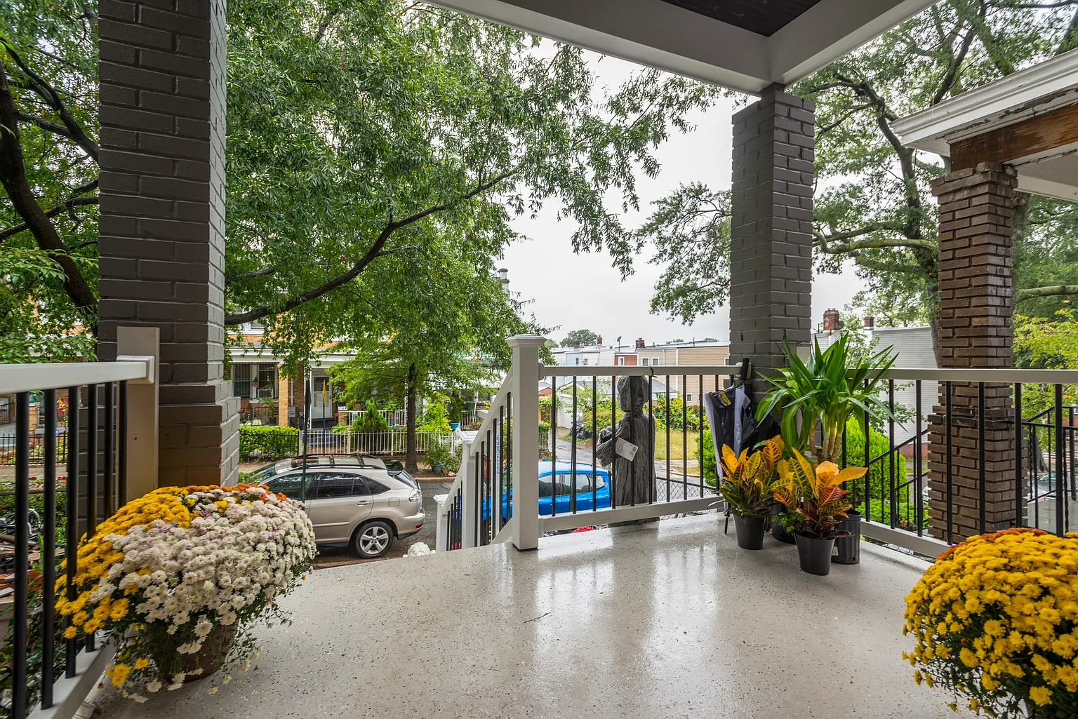 1210 Owen Pl NE photo 1