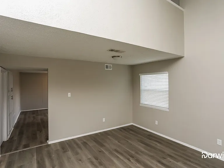 3109 Abbey Ct — Photo 4