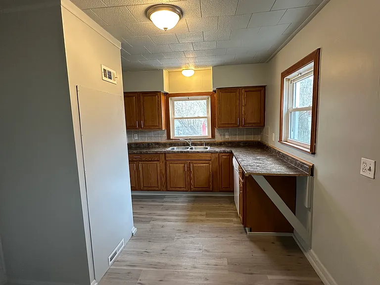 333 Deline Dr — Photo 12