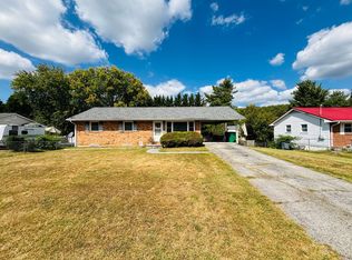 700 Reading Rd, Christiansburg, VA 24073