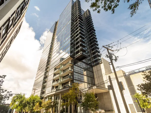 860 W Blackhawk St Unit 306, Chicago, IL 60642