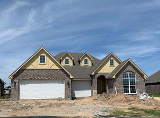 13314 S 19th St, Bixby, OK 74008