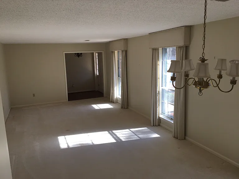 445 Shoshone Dr — Photo 15