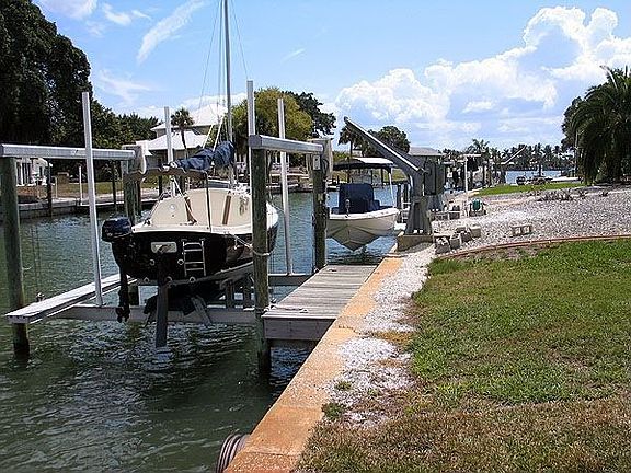 Boat Lift 10,000