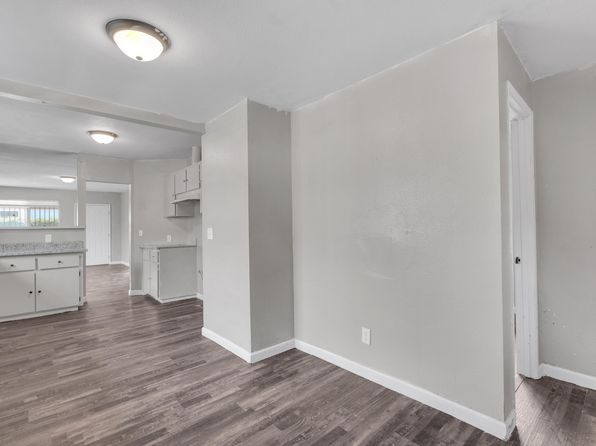 fresno-california-447290759 picture