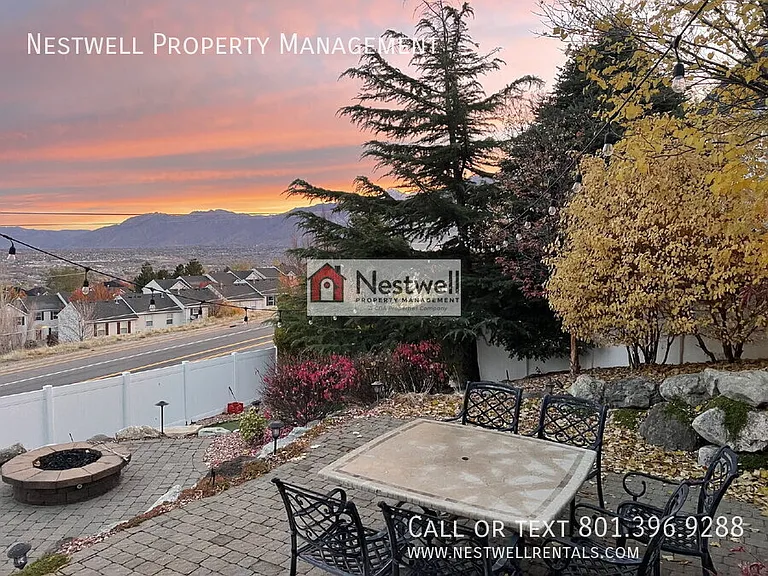 481 E Lana Ct — Photo 3