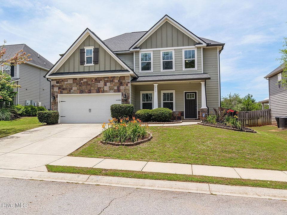 1st image of 3933 Berkshire Way