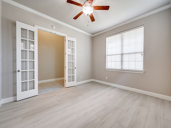 4th image of 5512 Somerville Dr