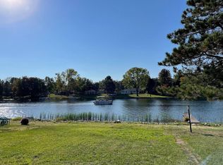 N9143 Red Fox Ln, Neshkoro, WI 54960