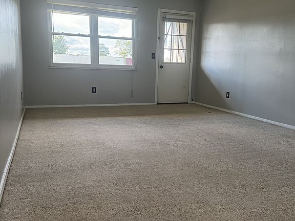 2nd image of 600 Kitrina Ave #3