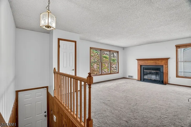 2 bed, 1.5 bath, $2,200 — Photo 4