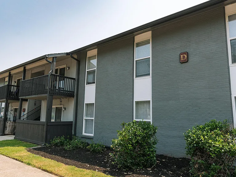 THERE'S NO PLACE LIKE HOME IN CLARKSVILLE, TENNESSEE