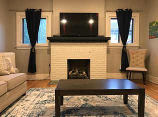 411 College Ave SE, Grand Rapids, MI 49503