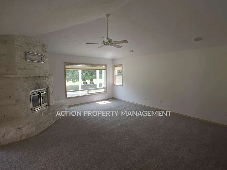 292 Foursome Dr — Photo 8