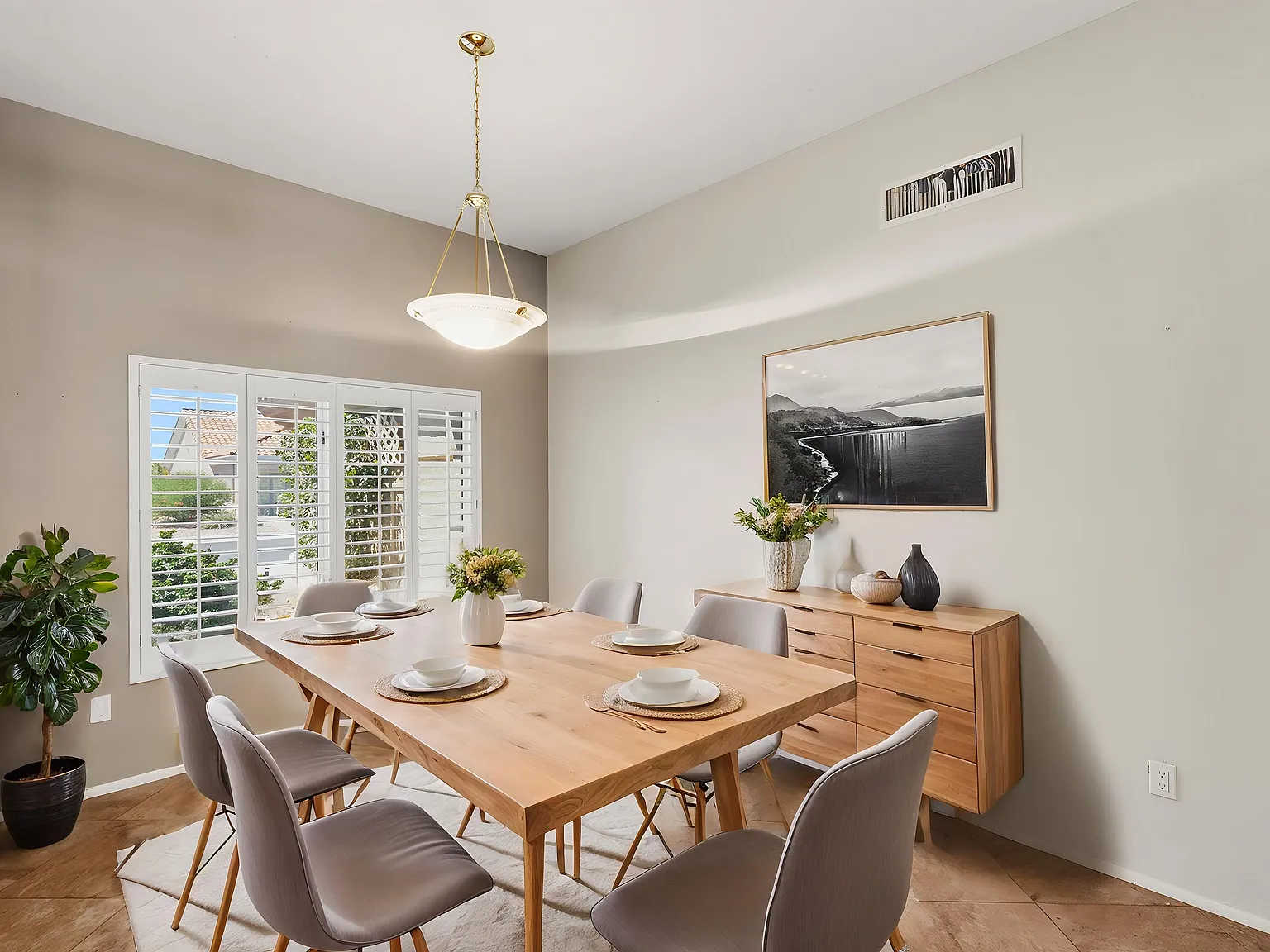 2 bed, 1700 sqft, $1,895 — Photo 3