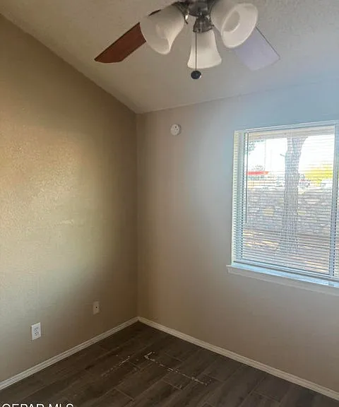 1924 Estrada Dr #1 — Photo 8
