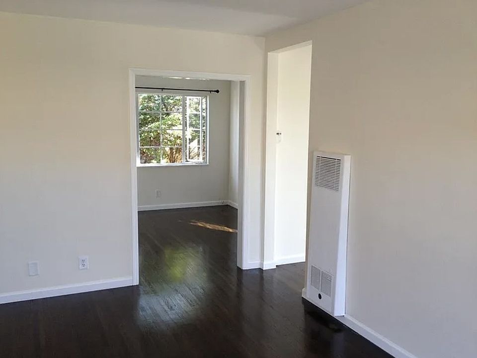 1st image of 3750 Carmona Ave APT 4