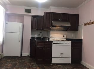 5017 203rd St, Oakland Gardens, NY 11364