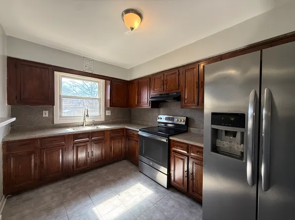 337 Columbia Ave Floor 2, Jersey City, NJ 07307