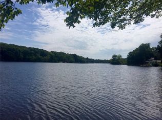 20 W Shore Dr, Exeter, RI 02822