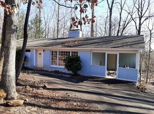 1708 Inglewood Dr, Charlottesville, VA 22901