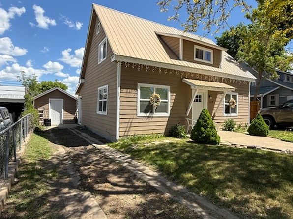 228 W Grand Ave