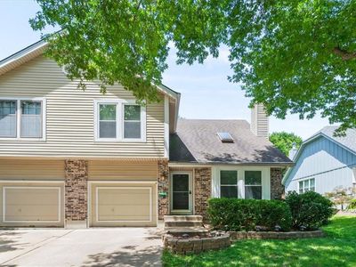 11808 Oakmont St, Overland Park, KS, 66210