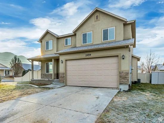 2454 E Hitching Post Dr, Eagle Mountain, UT 84005