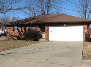 505 E Washita Ct, Springfield, MO 65807