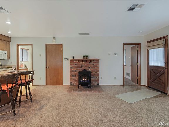 5th image of 11723 Scott Creek Dr SW