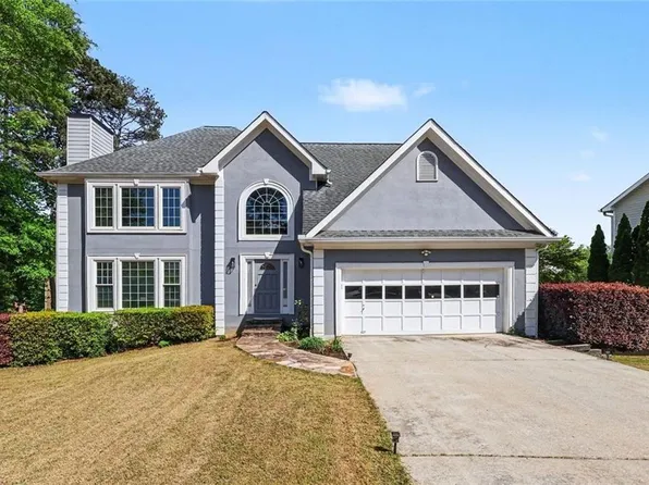 2120 Thorndale Dr SW, Lilburn, GA 30047