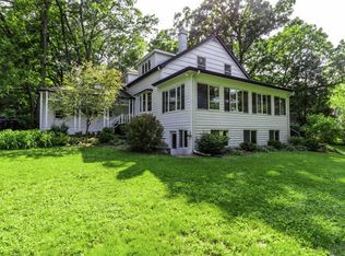 1705 N Riverside Dr, McHenry, IL 60050