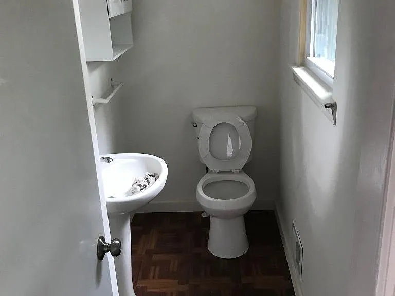 408 Villanova Rd — Photo 11