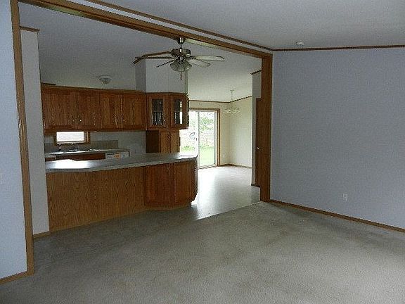 3rd image of W6660 Shore Woods Dr