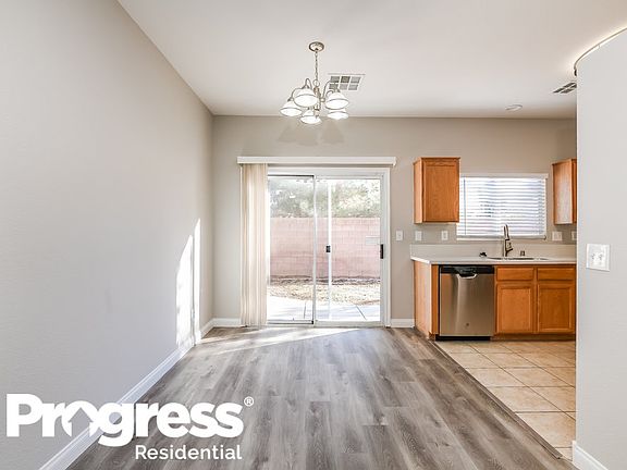 5th image of 4003 Rain Flower Ln