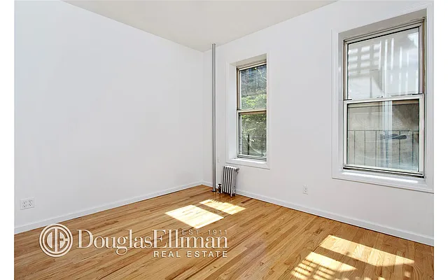 Rented by Douglas Elliman | media 20