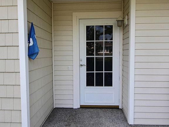 2nd image of 22020 41st Pl S Unit 101