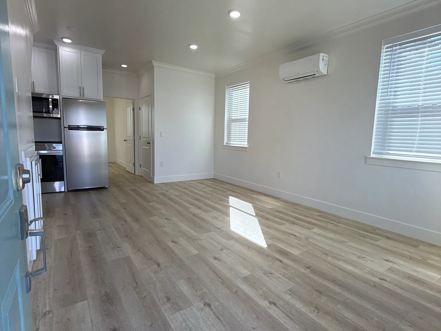 1 bed, $1,700 — Photo 2