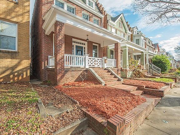 2nd image of 2120 Rosewood Ave
