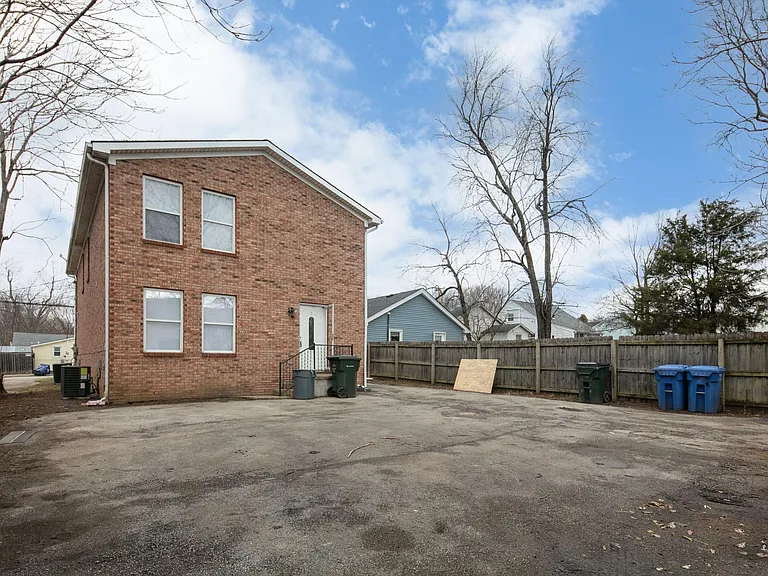 408 Dallas Ave #A — Photo 15