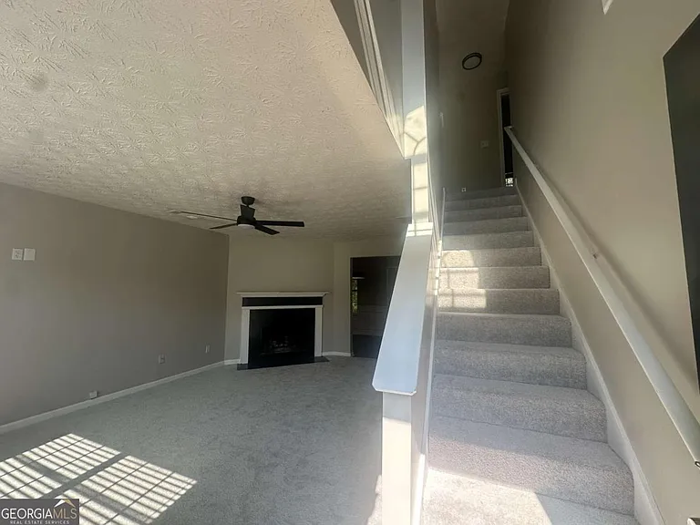7467 Petunia Dr — Photo 1