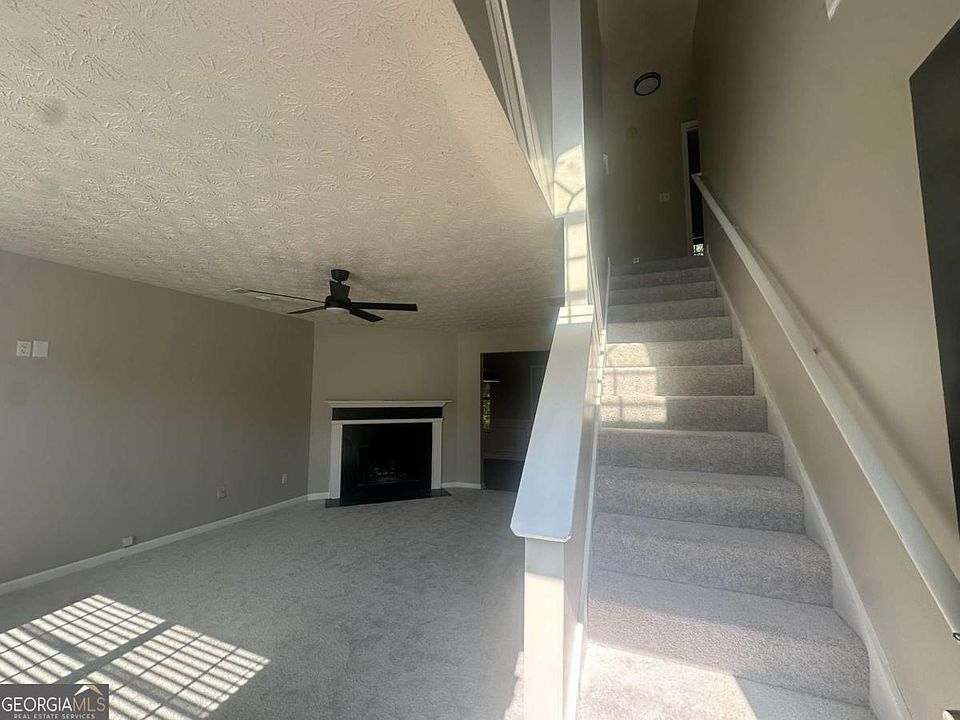 1st image of 7467 Petunia Dr