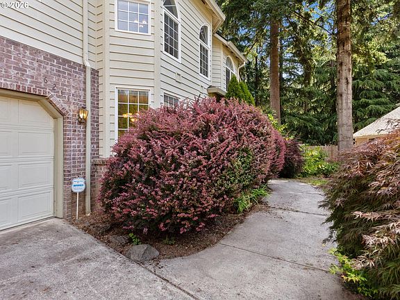 3rd image of 6211 NE 22nd Ct
