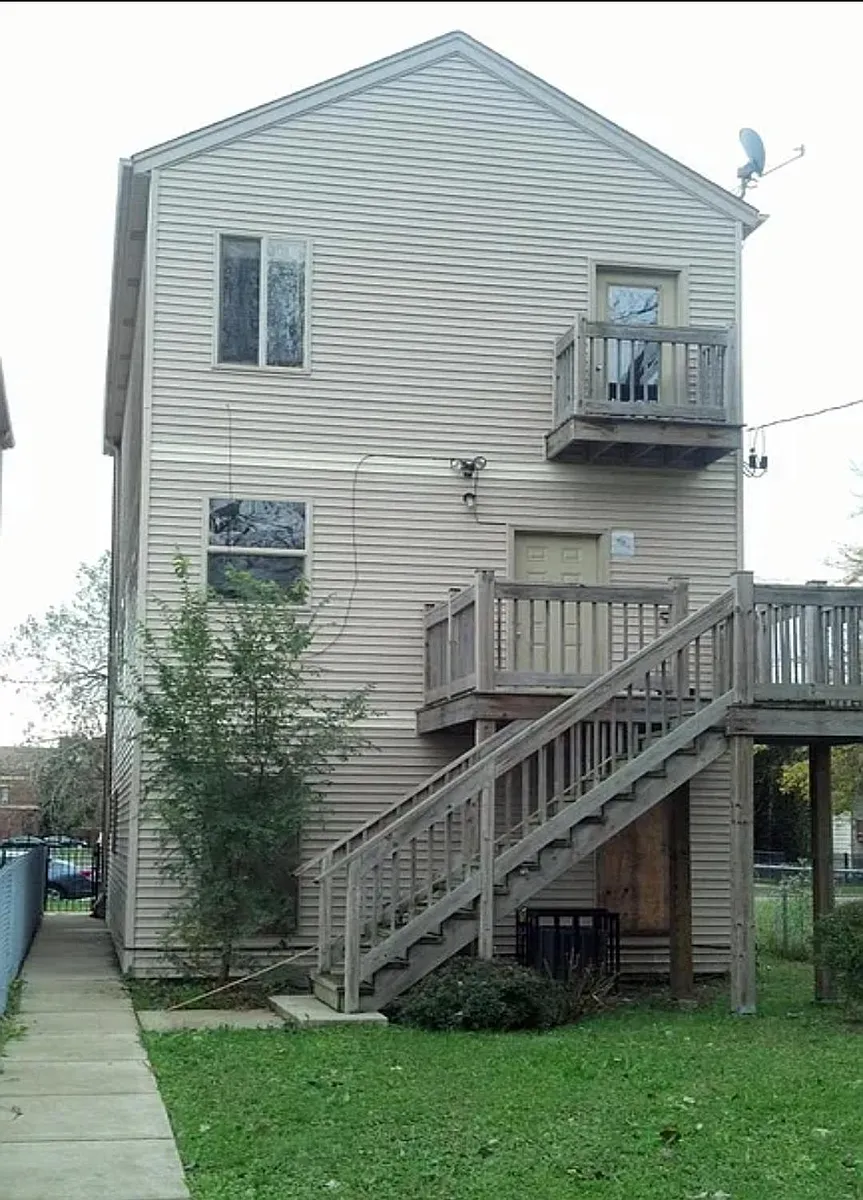 Building Photo - 7916 S Parnell Ave #1