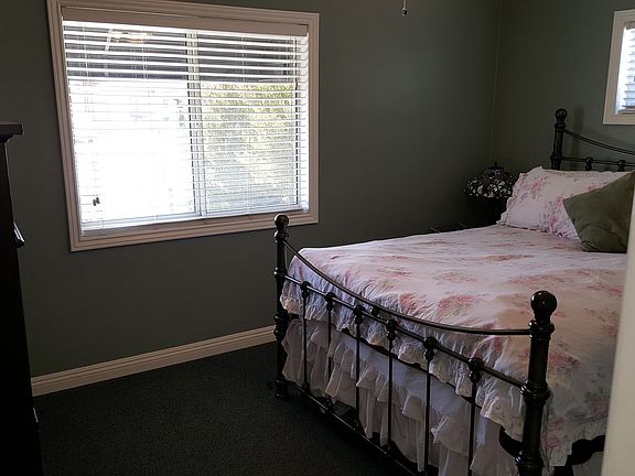 5th image of 15128 Bellflower Blvd