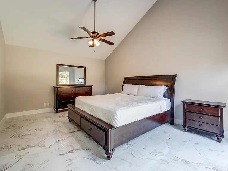 1626 S Kirkwood Rd — Photo 14