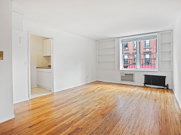 2nd image of 301 E 84th St APT 2D