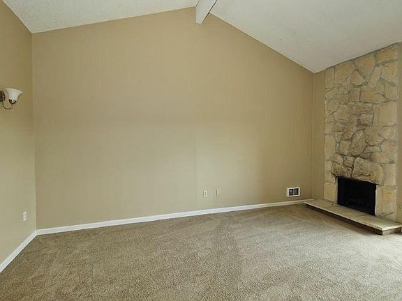 4th image of 12415 NE 130th Ct APT H305
